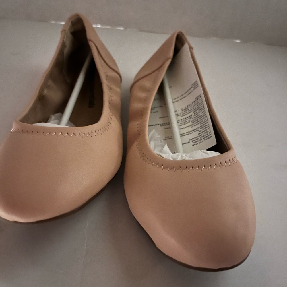Amazon essentials pink rose women shoes